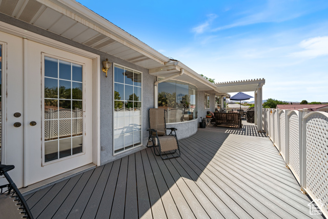 Photo 31 for MLS #2100218 at 985 E Fort Pierce Dr