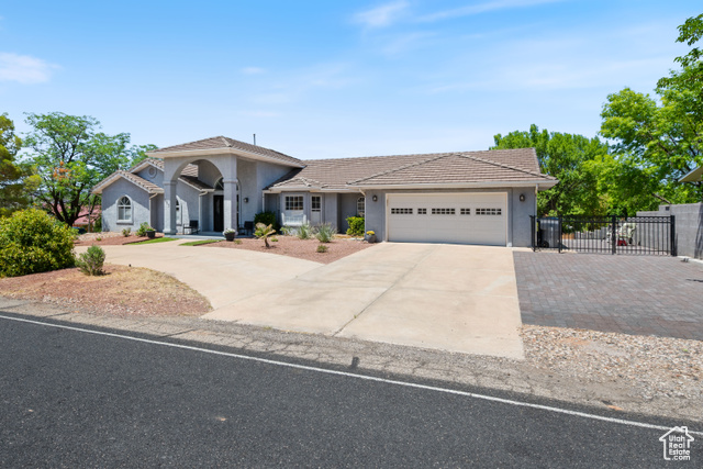 Photo 40 for MLS #2100218 at 985 E Fort Pierce Dr