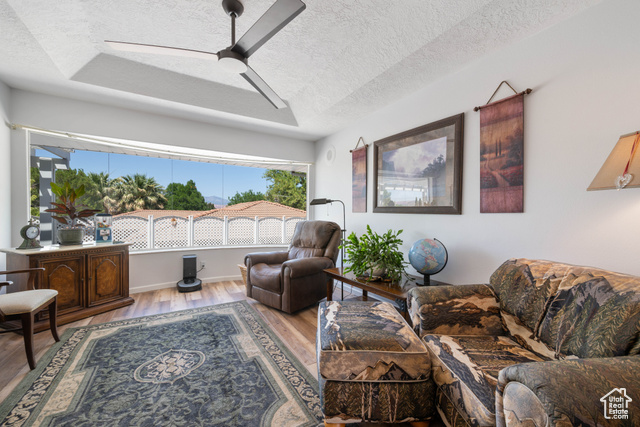 Photo 15 for MLS #2100218 at 985 E Fort Pierce Dr