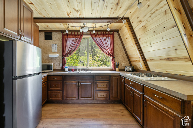 Photo 34 for MLS #2100255 at 445 S White Oak St
