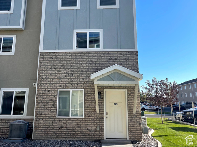 37 E 670 N, Vineyard UT 84059
