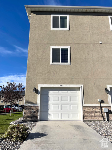 Photo 18 for MLS #2100256 at 37 E 670 North