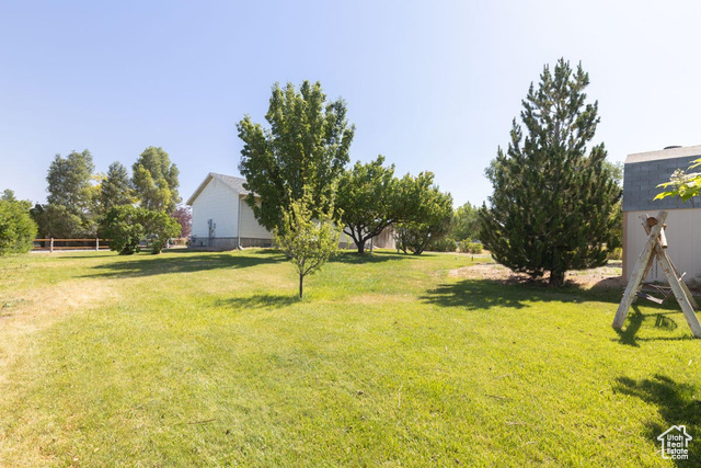 Photo 18 for MLS #2100263 at 1570 E Stagecoach Ln