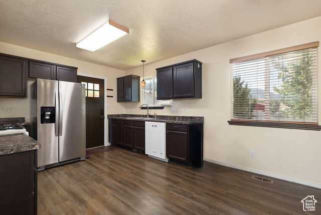 Photo 7 for MLS #2100263 at 1570 E Stagecoach Ln