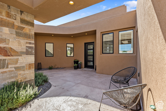 Photo 11 for MLS #2100264 at 4850 N Petroglyph Dr