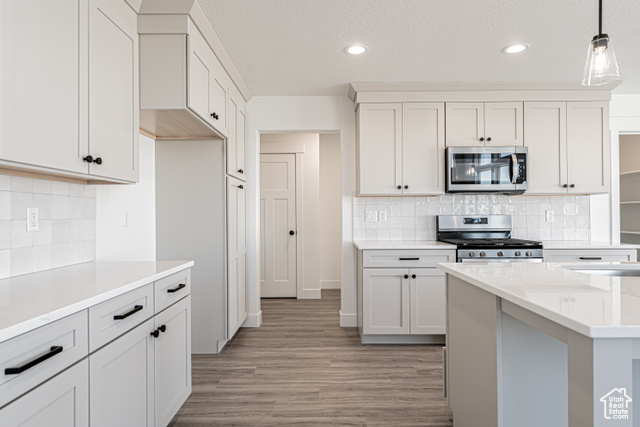 Photo 4 for MLS #2100271 at 949 N Banner Dr #605
