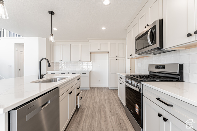 Photo 6 for MLS #2100271 at 949 N Banner Dr #605
