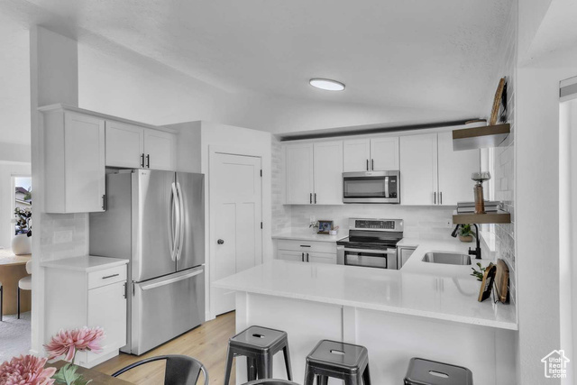Photo 8 for MLS #2100308 at 4031 S 6820 West