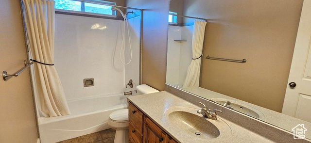 Photo 16 for MLS #2100309 at 2226 S Maverick Rd