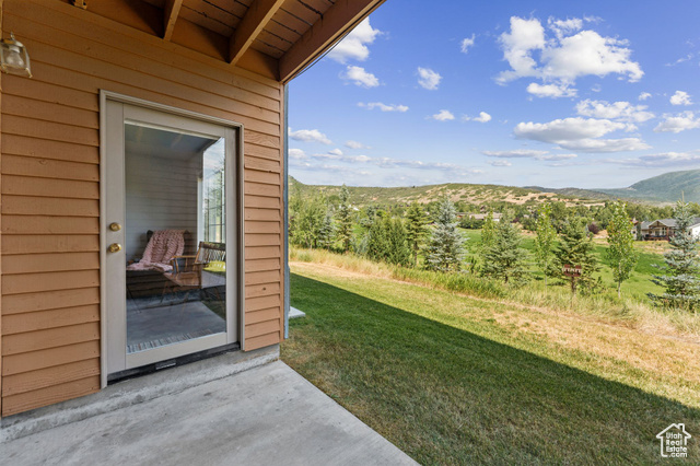 Photo 26 for MLS #2100375 at 984 Uri Ln #2