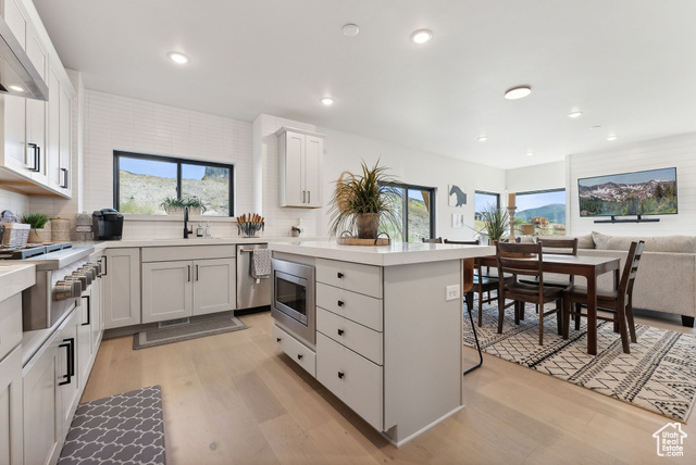 Photo 8 for MLS #2100398 at 1936 W Dotterel Cir