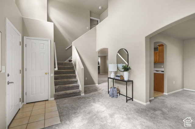 Photo 3 for MLS #2100413 at 5235 Midland Dr