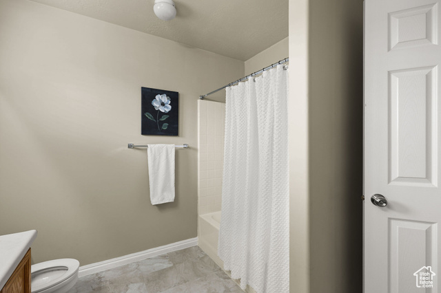 Photo 17 for MLS #2100413 at 5235 Midland Dr