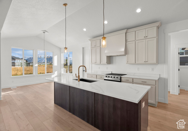 Photo 13 for MLS #2100422 at 287 E 1150 North #73