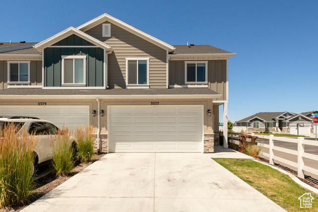 Photo 2 for MLS #2100433 at 3377 S Erin Ave