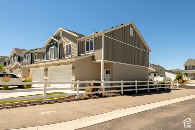 Photo 7 for MLS #2100433 at 3377 S Erin Ave