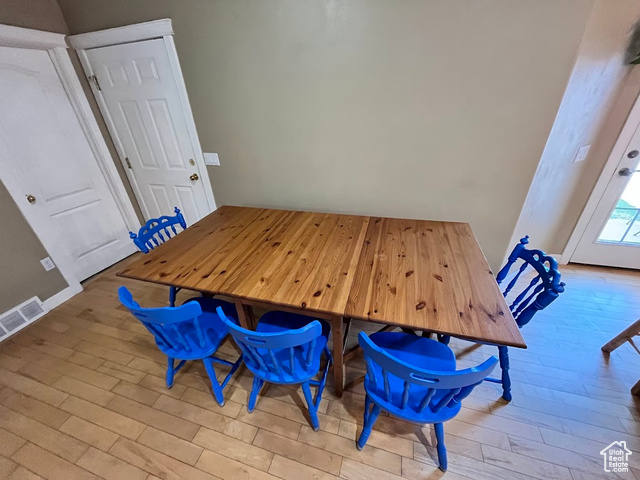 Photo 4 for MLS #2100462 at 1030 N 130 West #100