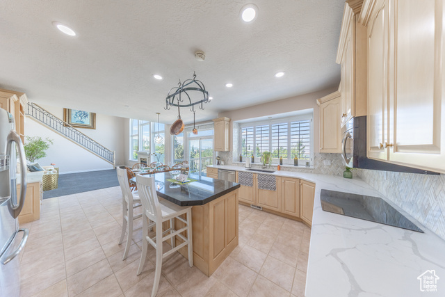 Photo 11 for MLS #2100478 at 144 S Bountiful Blvd