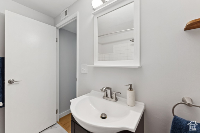 Photo 16 for MLS #2100501 at 521 E 5th Ave #206