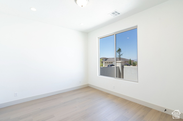 Photo 8 for MLS #2100507 at 1633 N Horizon Pkwy #119