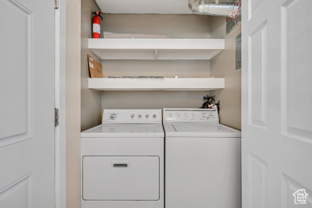 Photo 10 for MLS #2100544 at 2129 E Georgetown