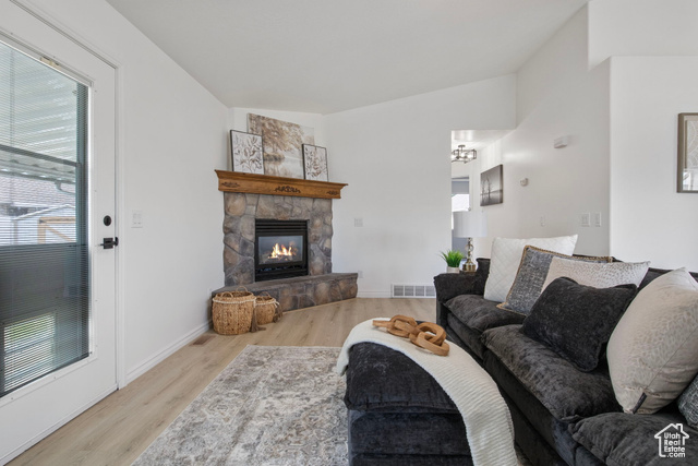 Photo 6 for MLS #2100549 at 4593 Promenade Dr