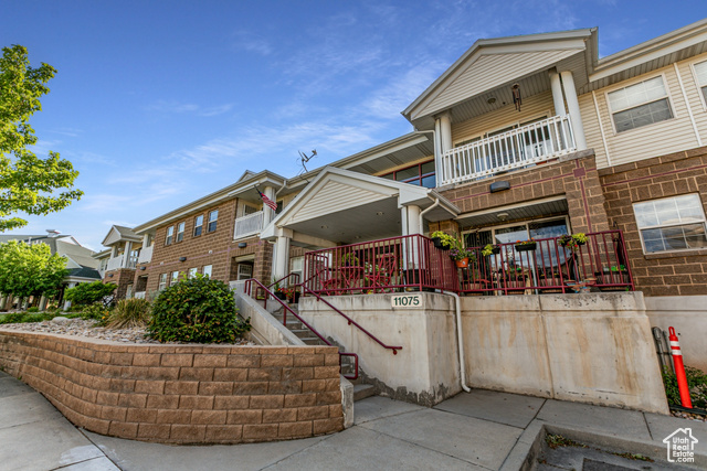 11075 S GRAPE ARBOR PL #206, Sandy UT 84070