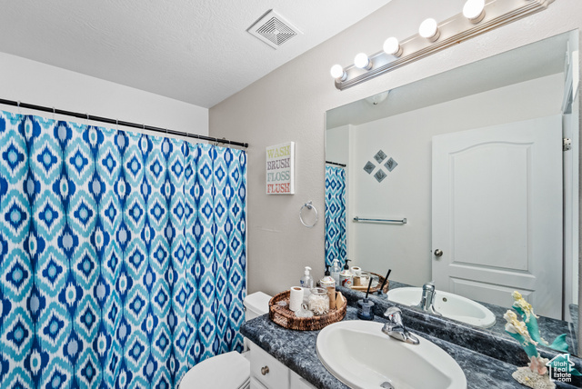 Photo 13 for MLS #2100552 at 3821 S Kingsbury Ln #B2