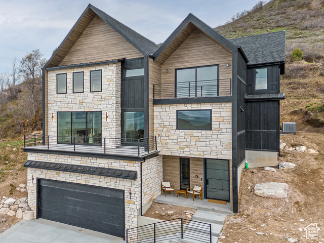 681 N LOCHWOOD DR, Garden City UT 84028