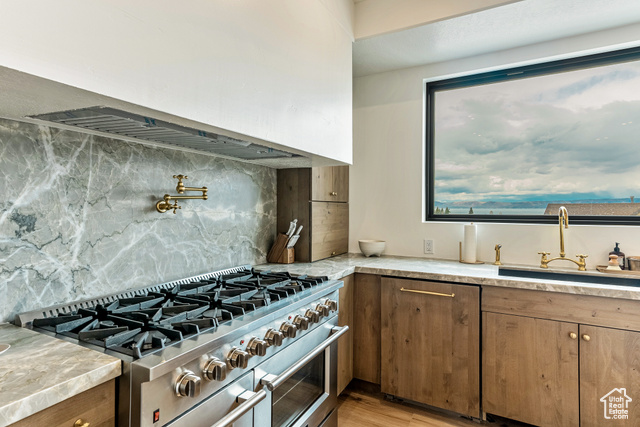 Photo 13 for MLS #2100571 at 681 N Lochwood Dr