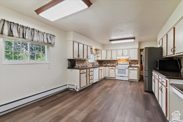 Photo 10 for MLS #2100583 at 185 N 6800 East