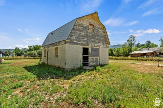 Photo 32 for MLS #2100583 at 185 N 6800 East