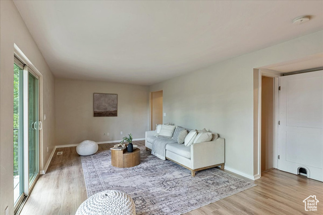 Photo 12 for MLS #2100591 at 30 St Moritz Ter