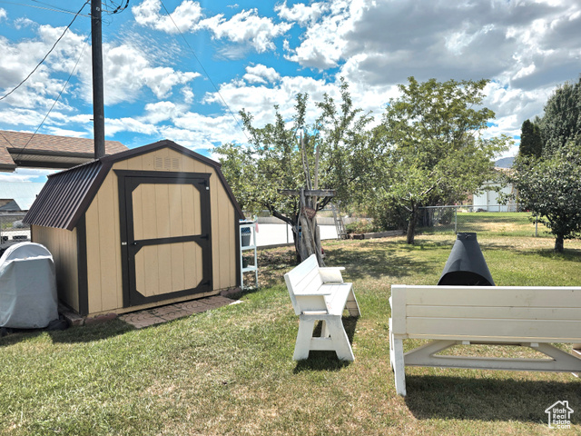 Photo 17 for MLS #2100592 at 310 S Main St