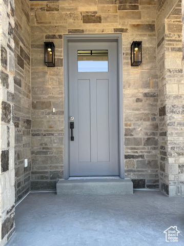 Photo 5 for MLS #2100594 at 165 S 100 East #1