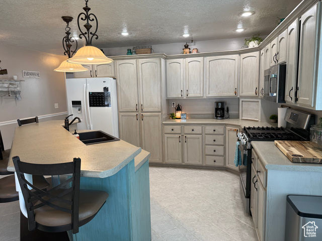 Photo 11 for MLS #2100597 at 375 W 400 South