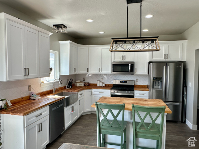 Photo 8 for MLS #2100610 at 1017 S 175 East