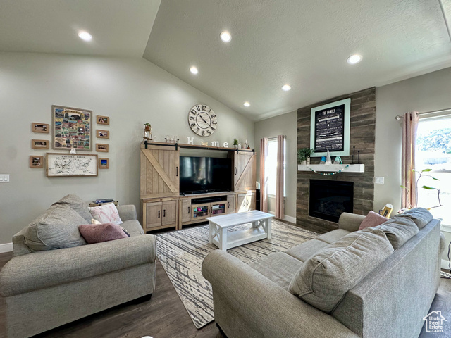 Photo 4 for MLS #2100610 at 1017 S 175 East