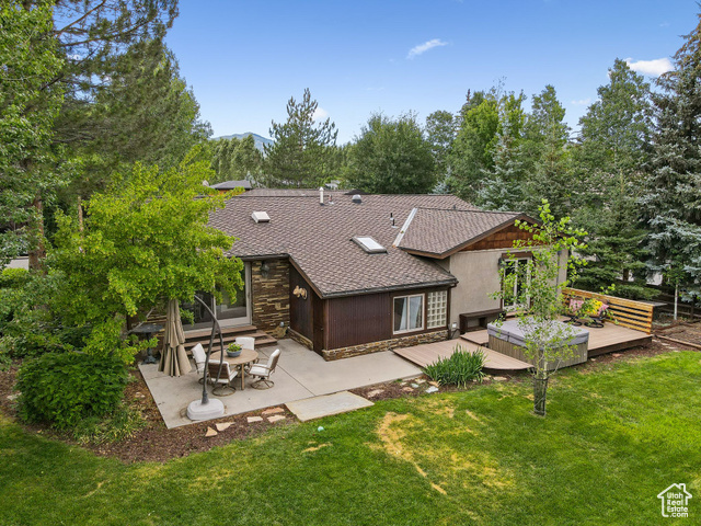 Photo 13 for MLS #2100620 at 2350 Lucky John Dr