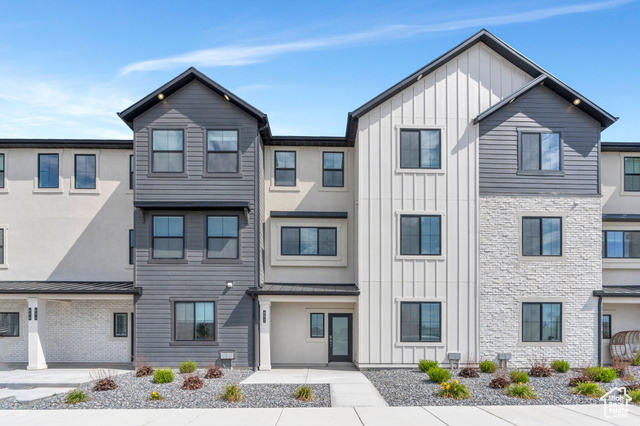 892 W 560 S #215, American Fork UT 84003