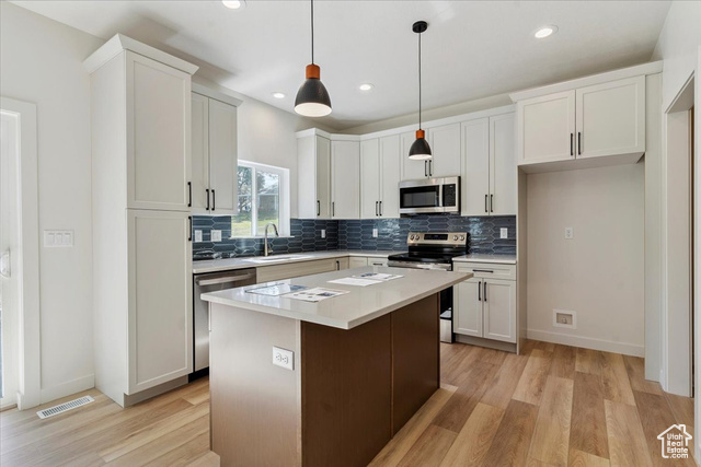 Photo 11 for MLS #2100629 at 4068 S Porter Ave