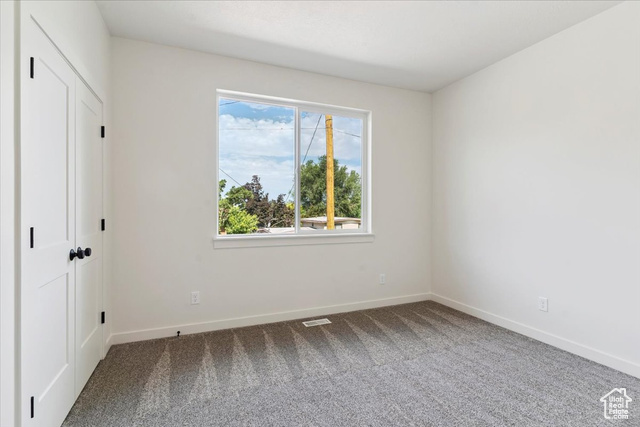Photo 18 for MLS #2100629 at 4068 S Porter Ave