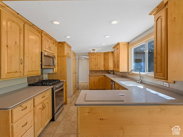 Photo 4 for MLS #2100632 at 3006 Indian Hills Dr