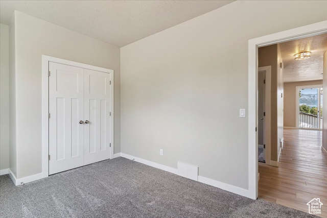 Photo 19 for MLS #2100633 at 552 E 41st St