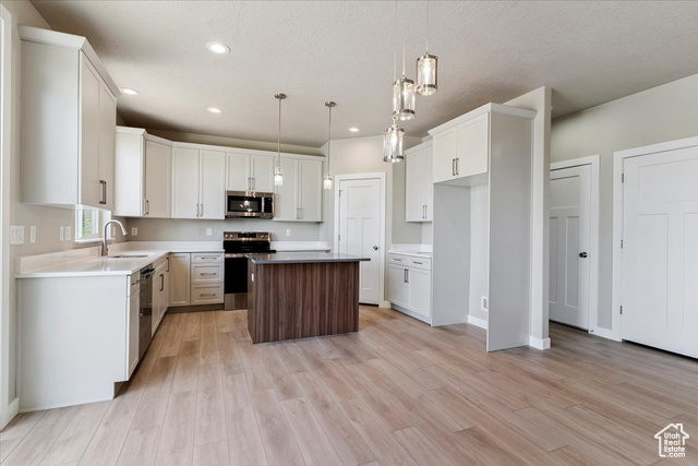 Photo 11 for MLS #2100633 at 552 E 41st St