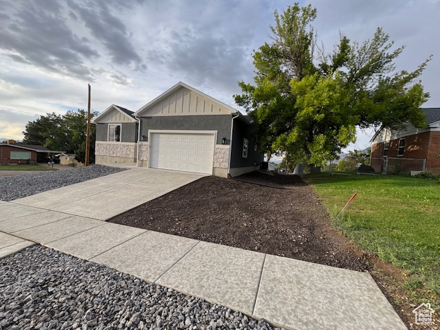 Photo 6 for MLS #2100633 at 552 E 41st St