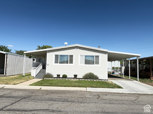 Photo 3 for MLS #2100665 at 1111 N 2000 West #170