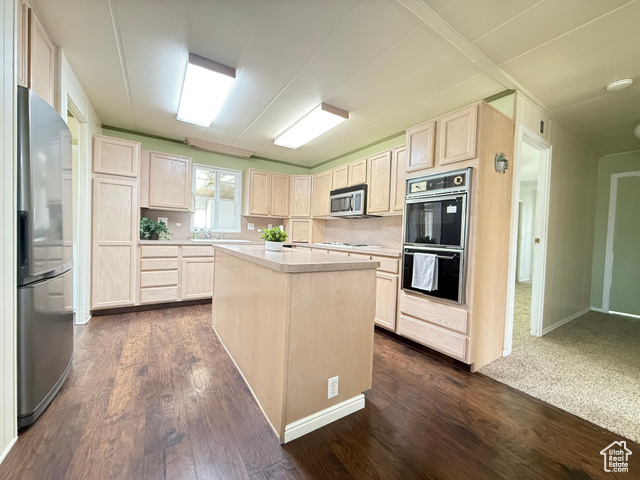 Photo 6 for MLS #2100665 at 1111 N 2000 West #170