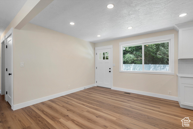 Photo 13 for MLS #2100666 at 1410 E 12th St