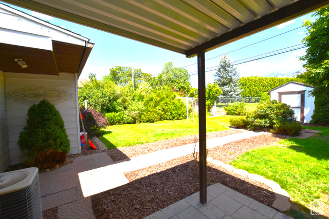 Photo 24 for MLS #2100697 at 806 Valeria Dr